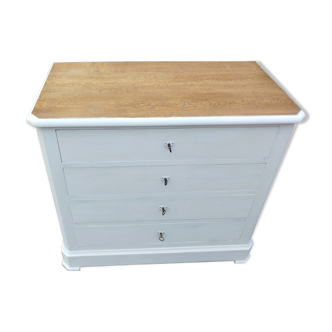 Little Patinated chest of drawers