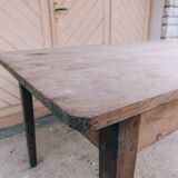 Farm table