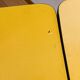 Petit table de cuisine en formica jaune vintage 1960