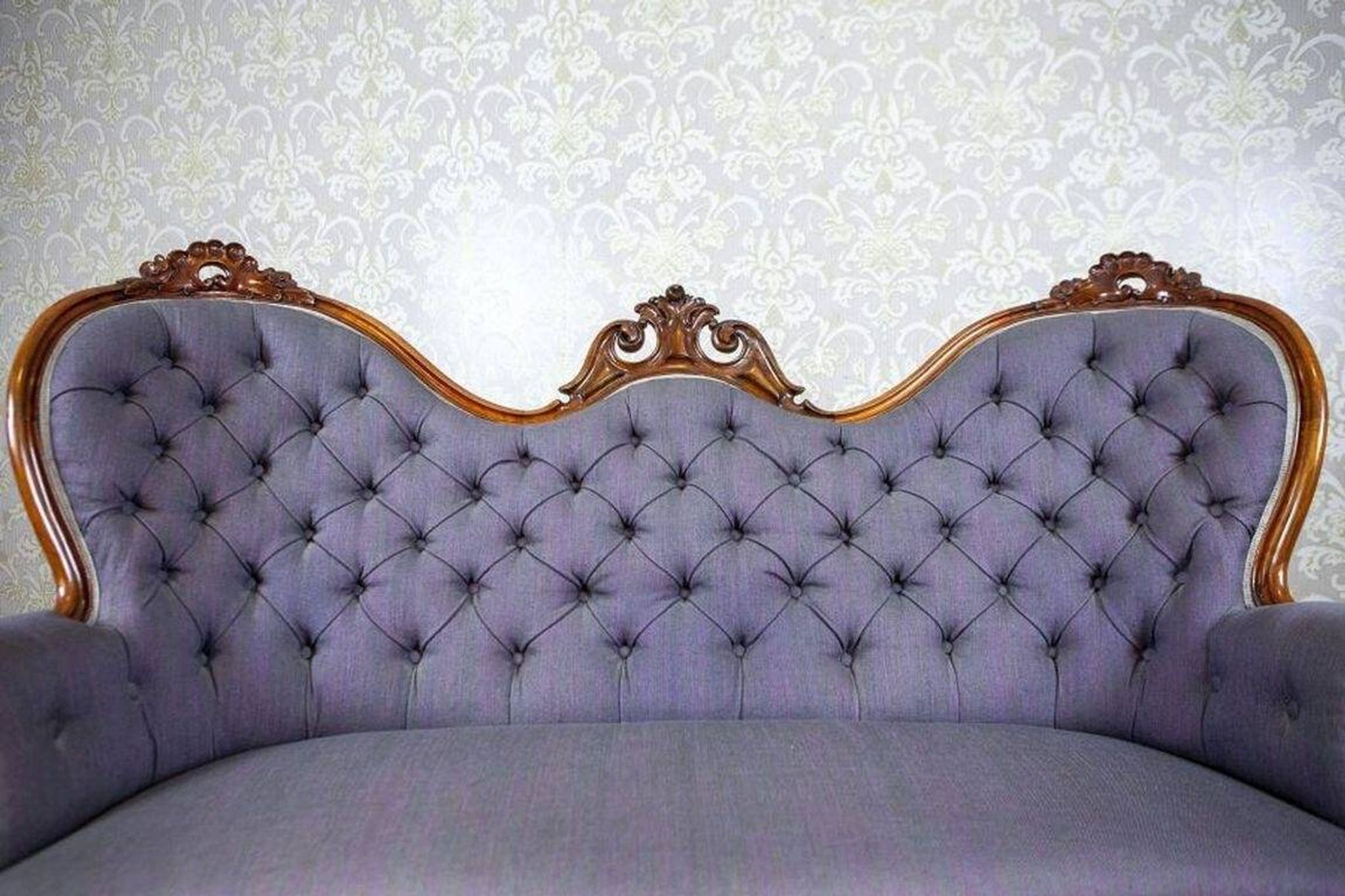 Rococo Revival Walnut Sofa, 1860