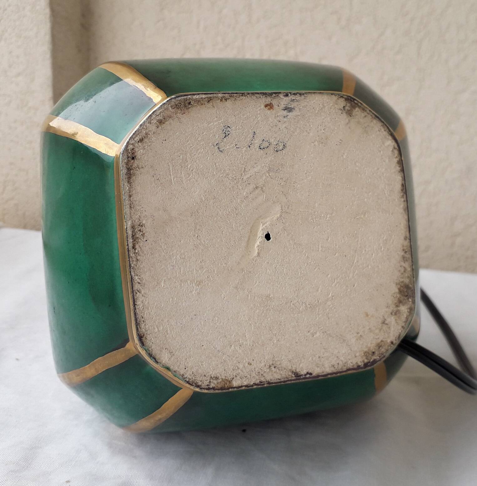 Green ceramic lamp base