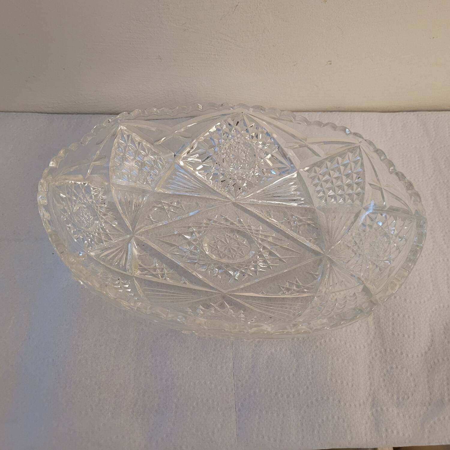 Coupelle vide-poche vintage en verre pressé – années 1960