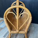 Porte revue vintage en rotin