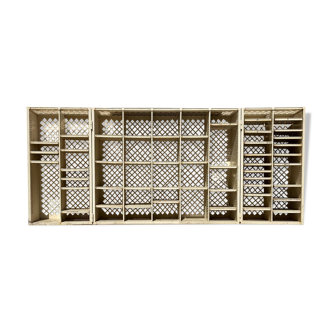Casier de tri postal vintage en métal – modèle à oreilles