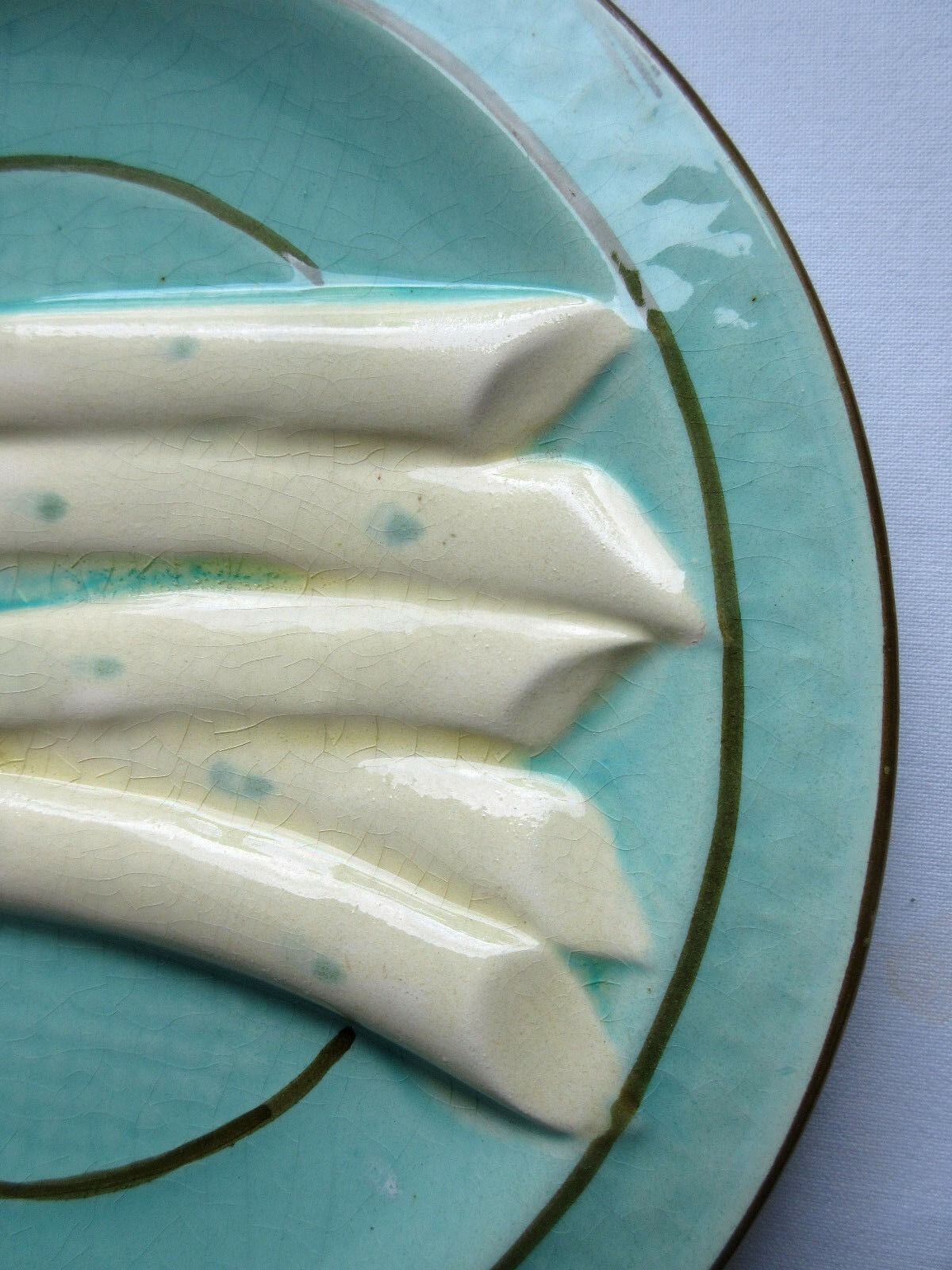 Asparagus dabbling plate signed Sarreguemines