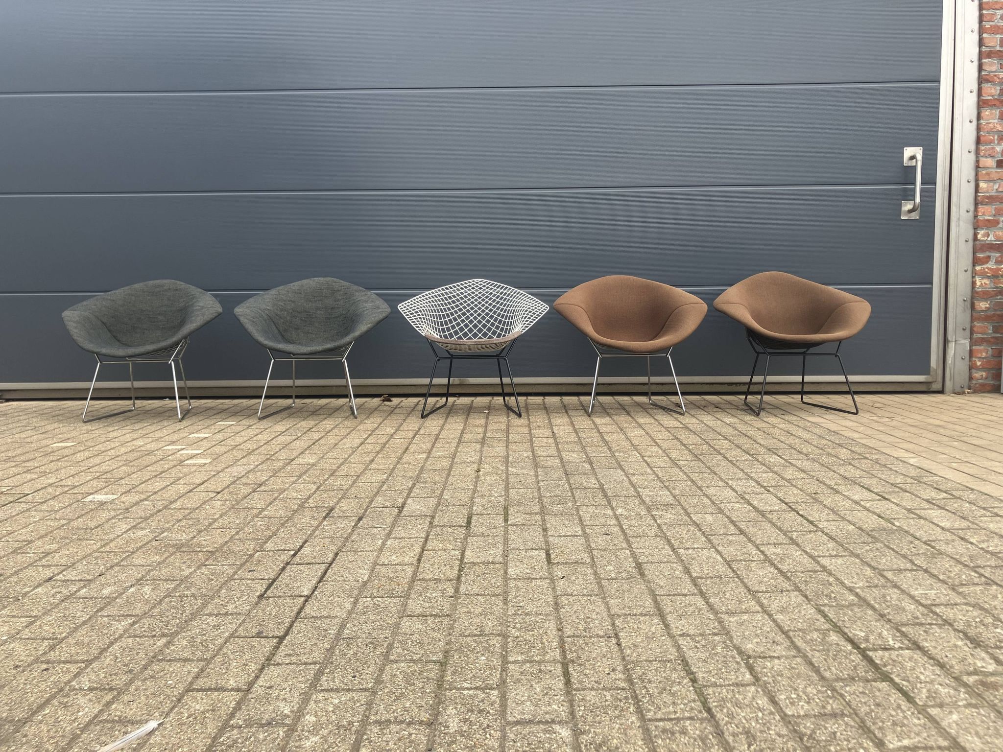 5x Knoll Bertoia Diamond chair upholstered