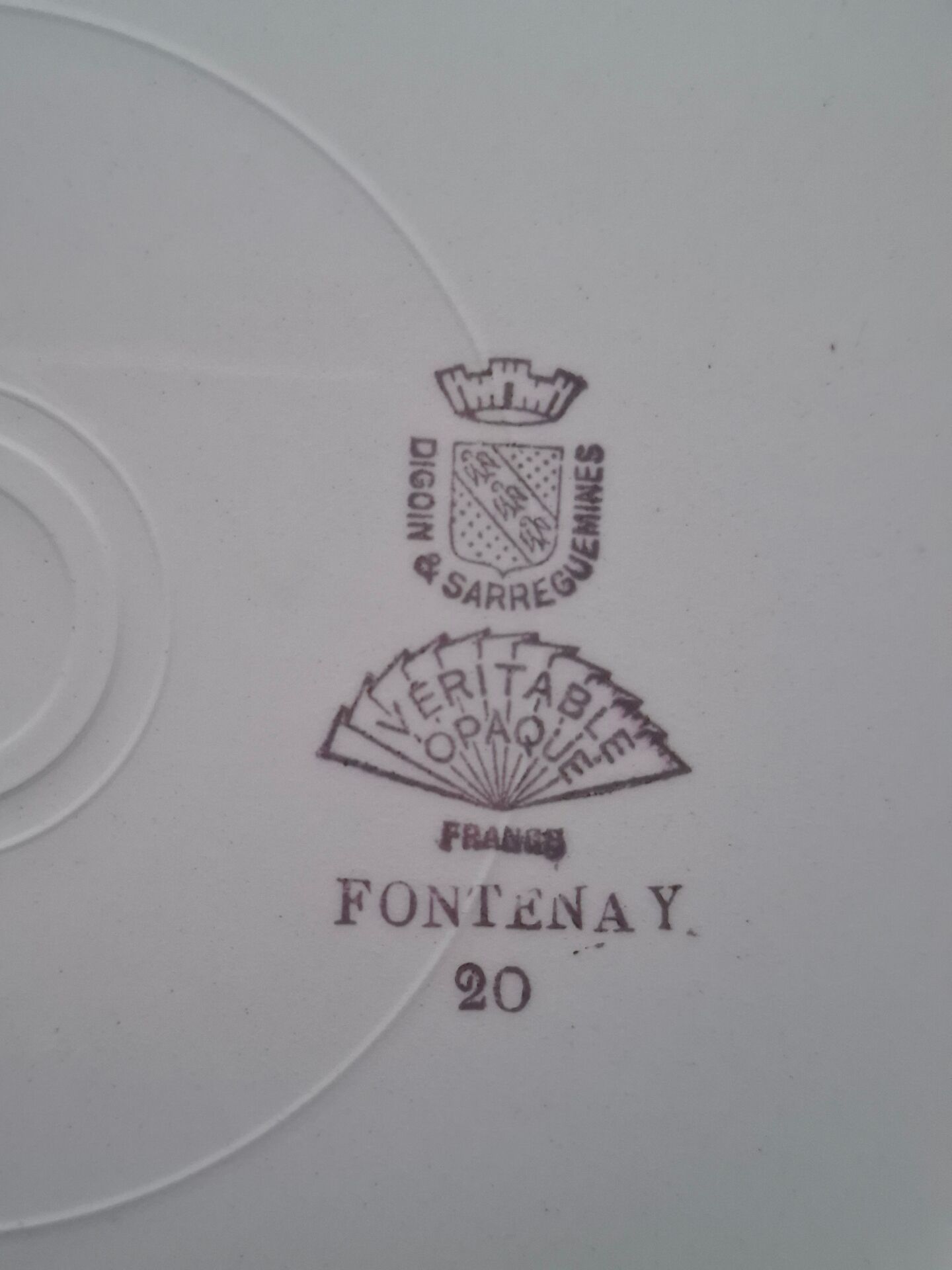 Plat ancien porcelain digoinet sarreguemine