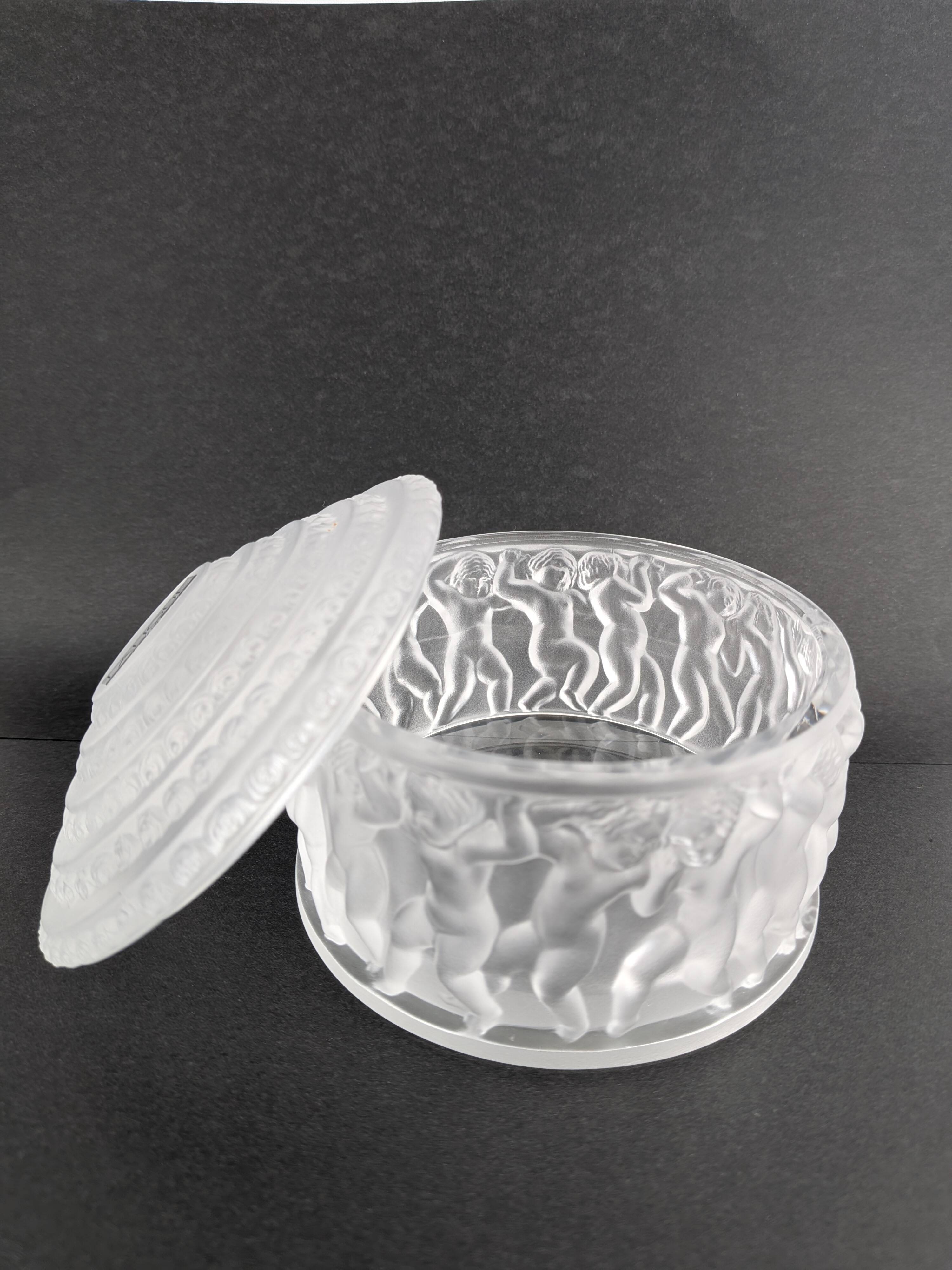 Lalique crystal box modelled as "Les Enfants".