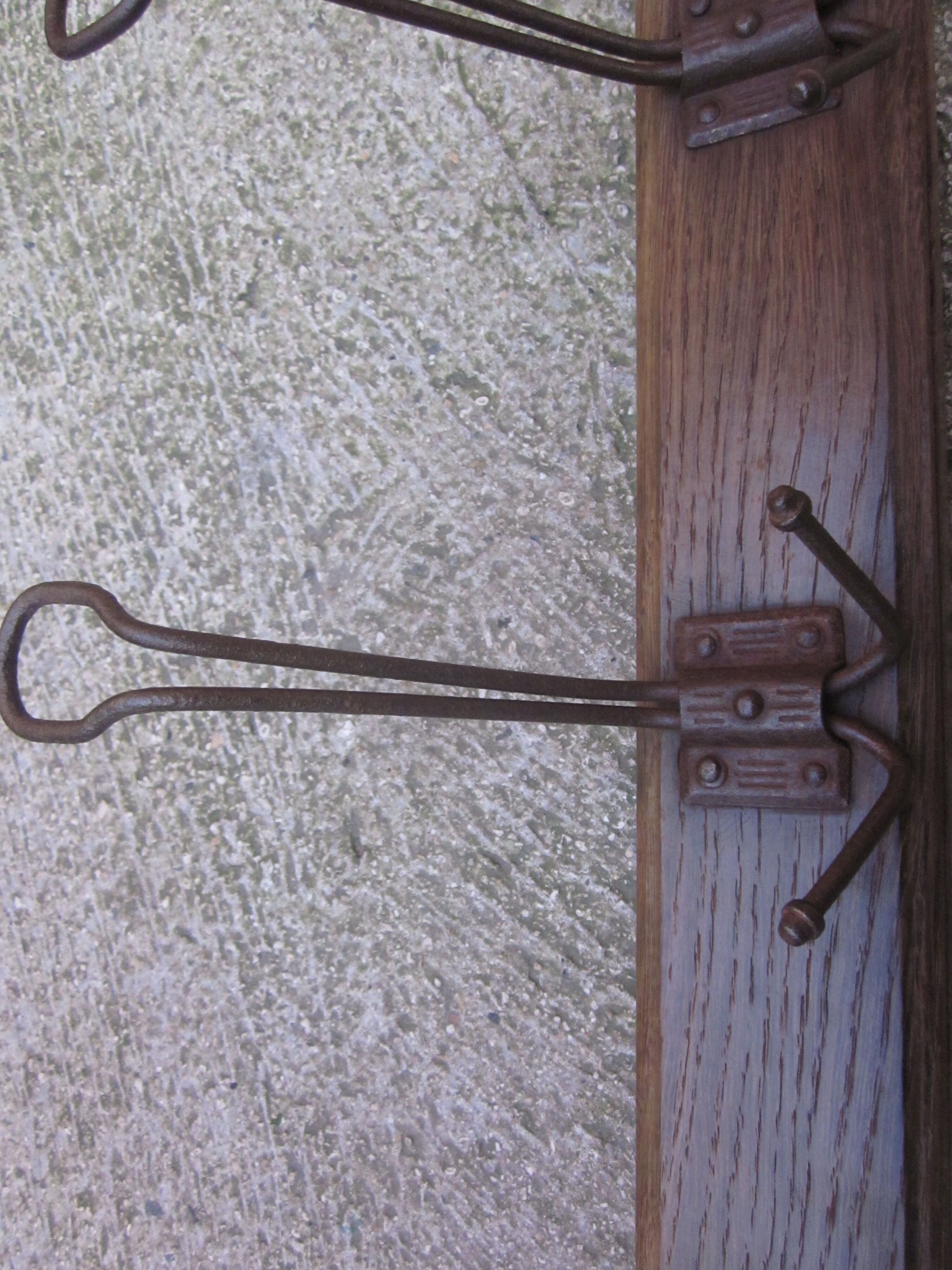 Old coat door has 5 racks