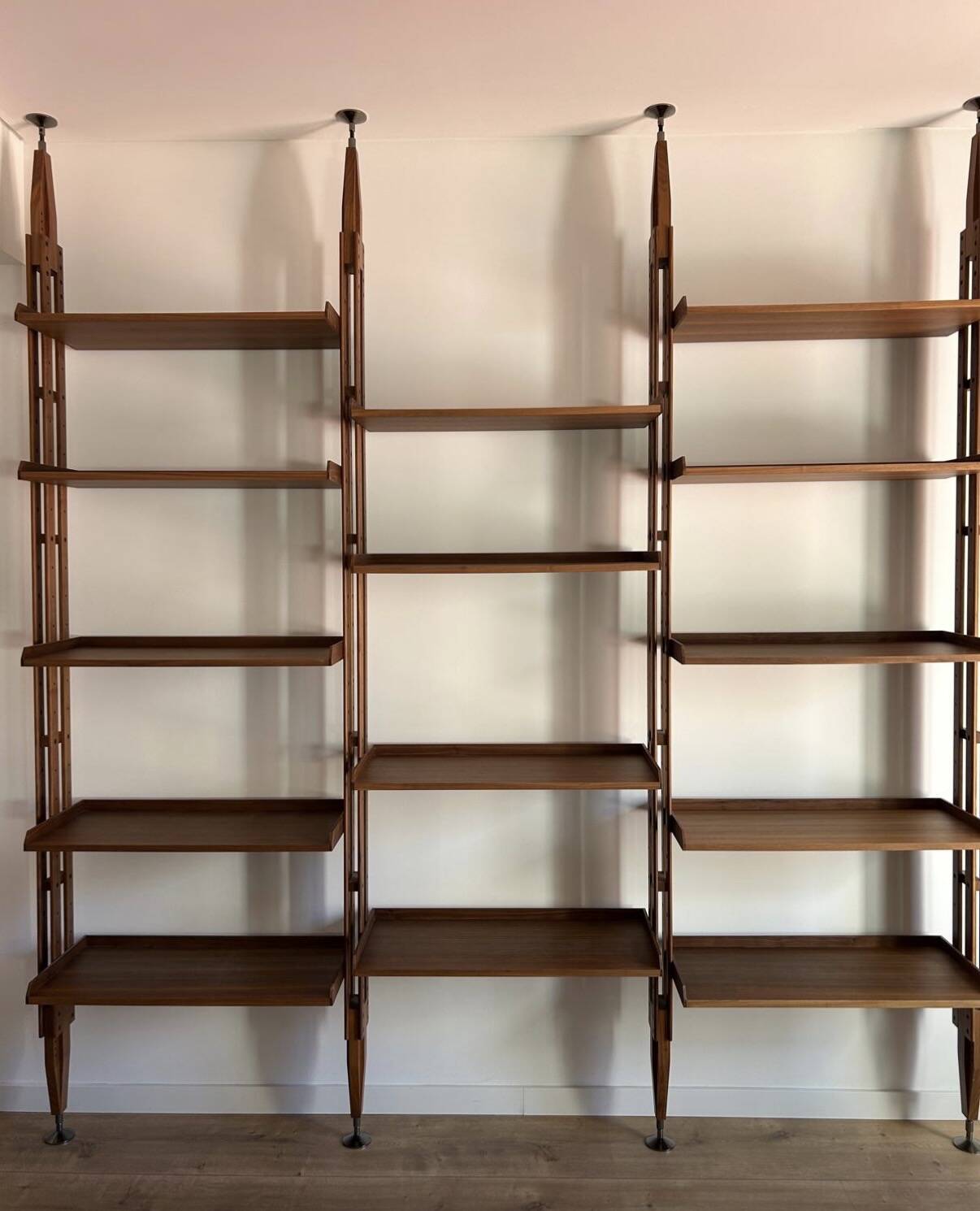 Biblioteque Infinito Cassina