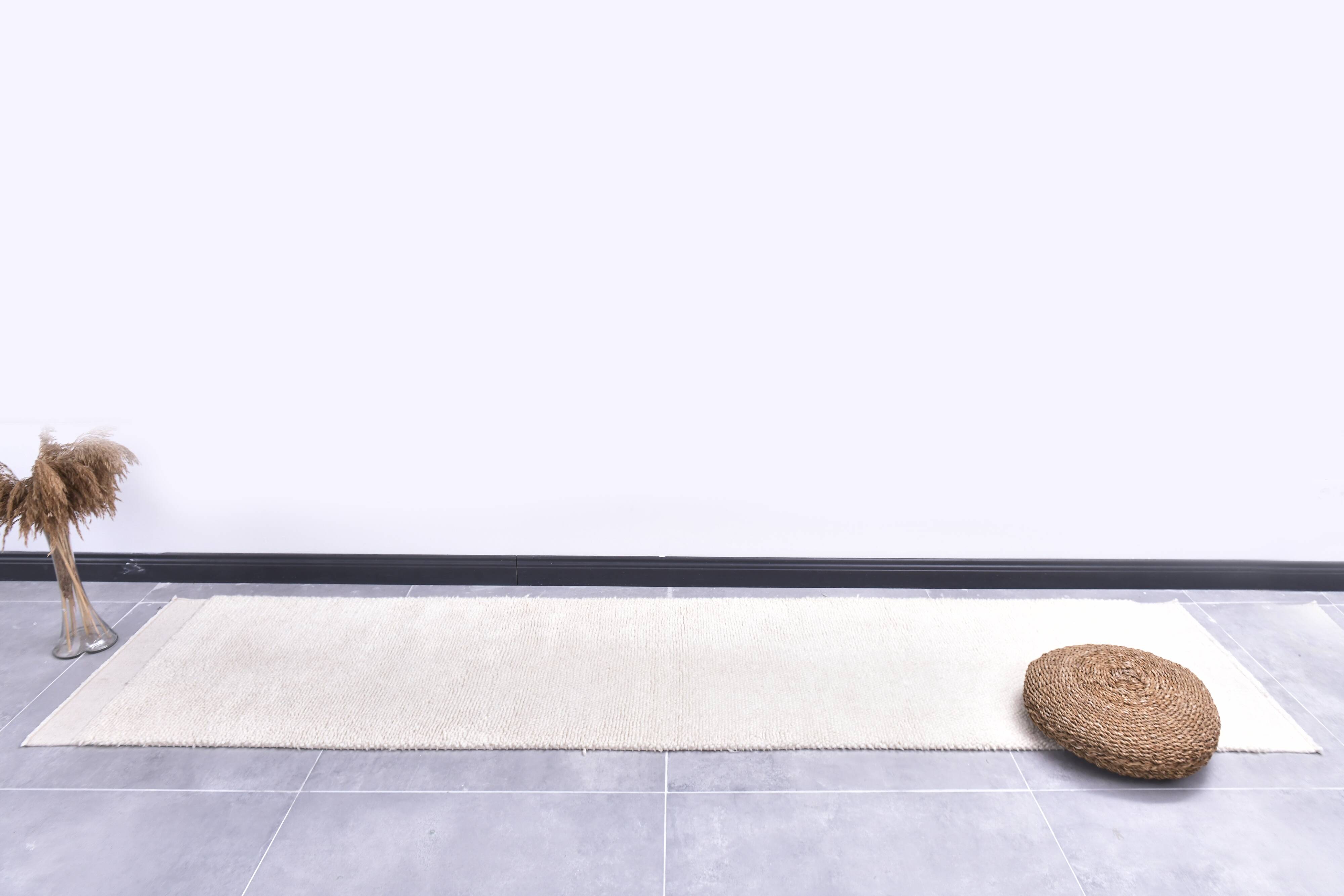 2x10 Neutral White Wool Moroccan Runner Rug, 67x301Cm