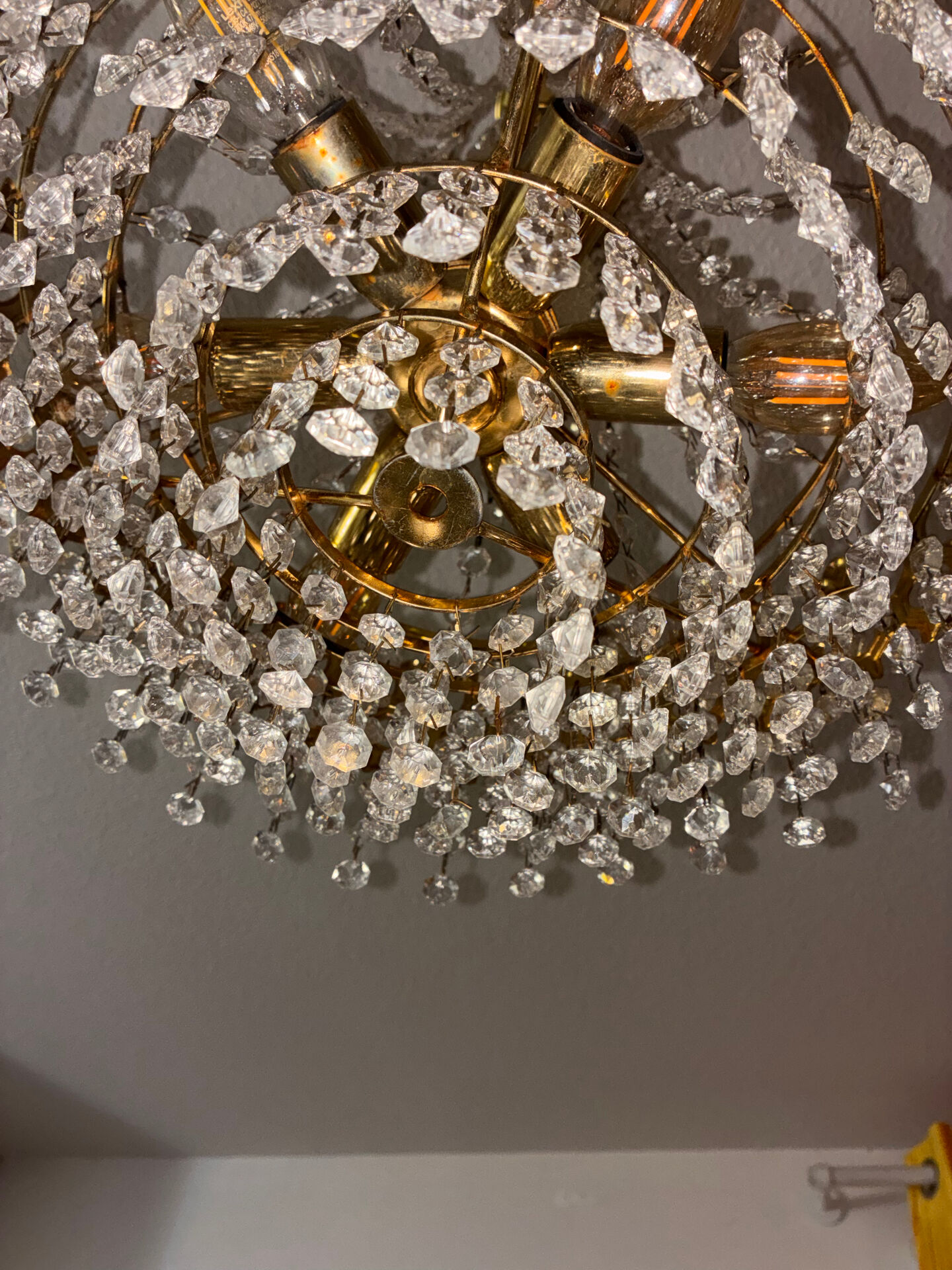 Vintage style Palwa basket chandelier – Gold-plated steel, crystal and heart in