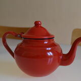 Vintage tea in red and black enamelled sheet