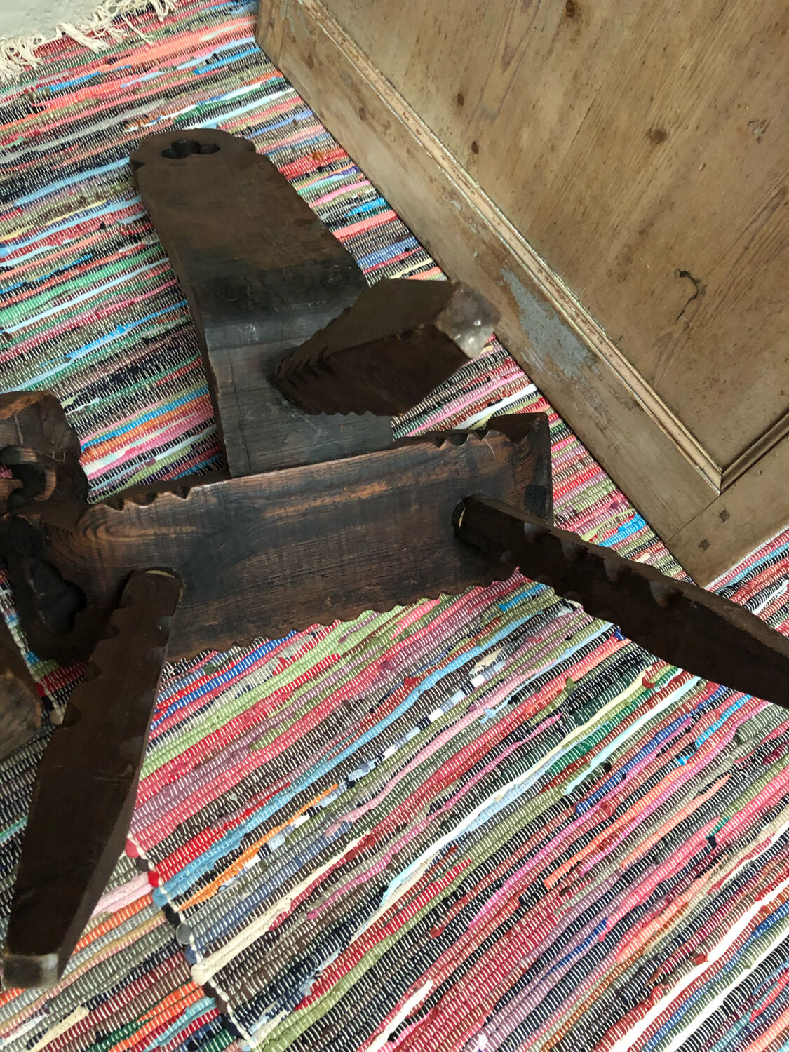 Brutalized tripod chairs