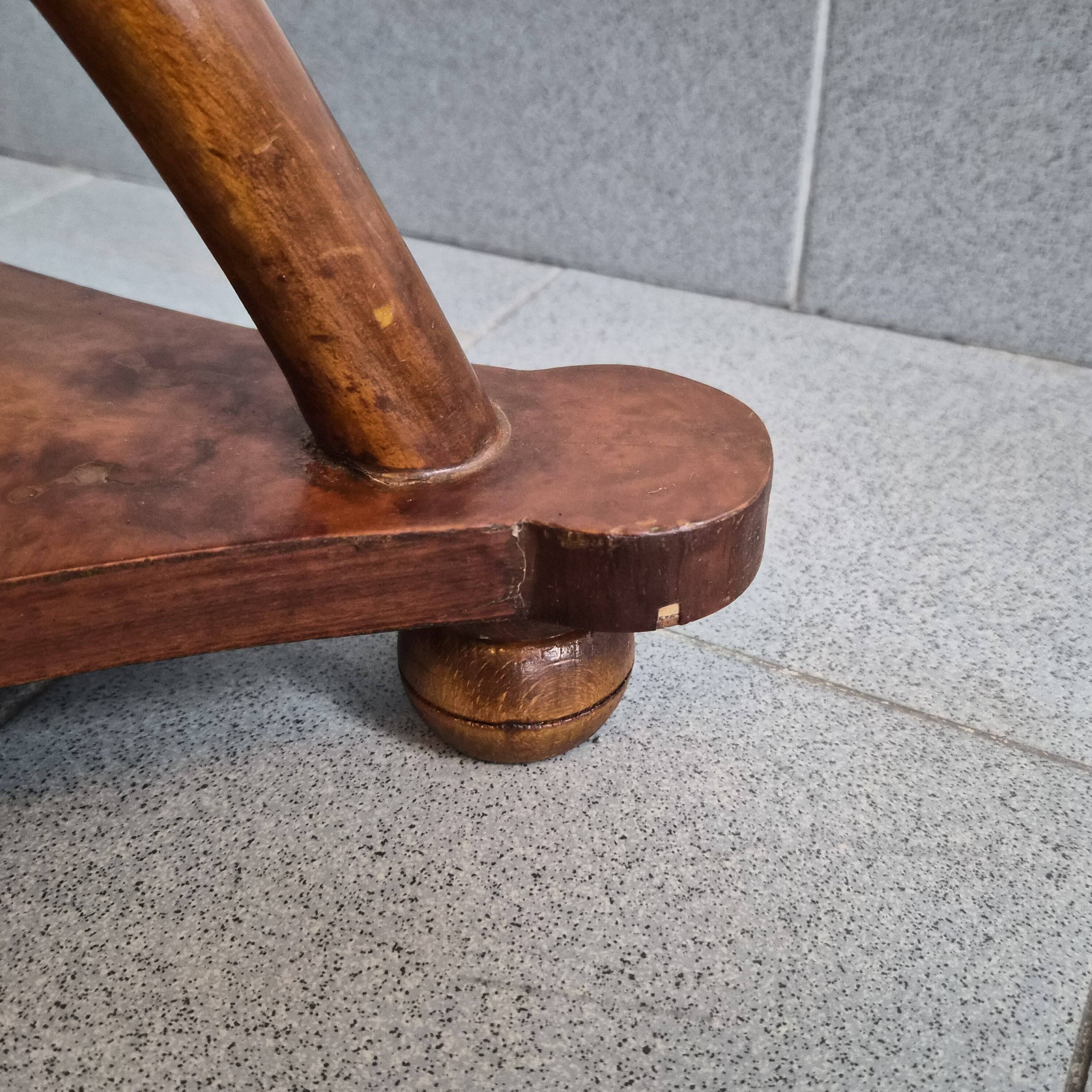 Art Nouveau side table in elm burl