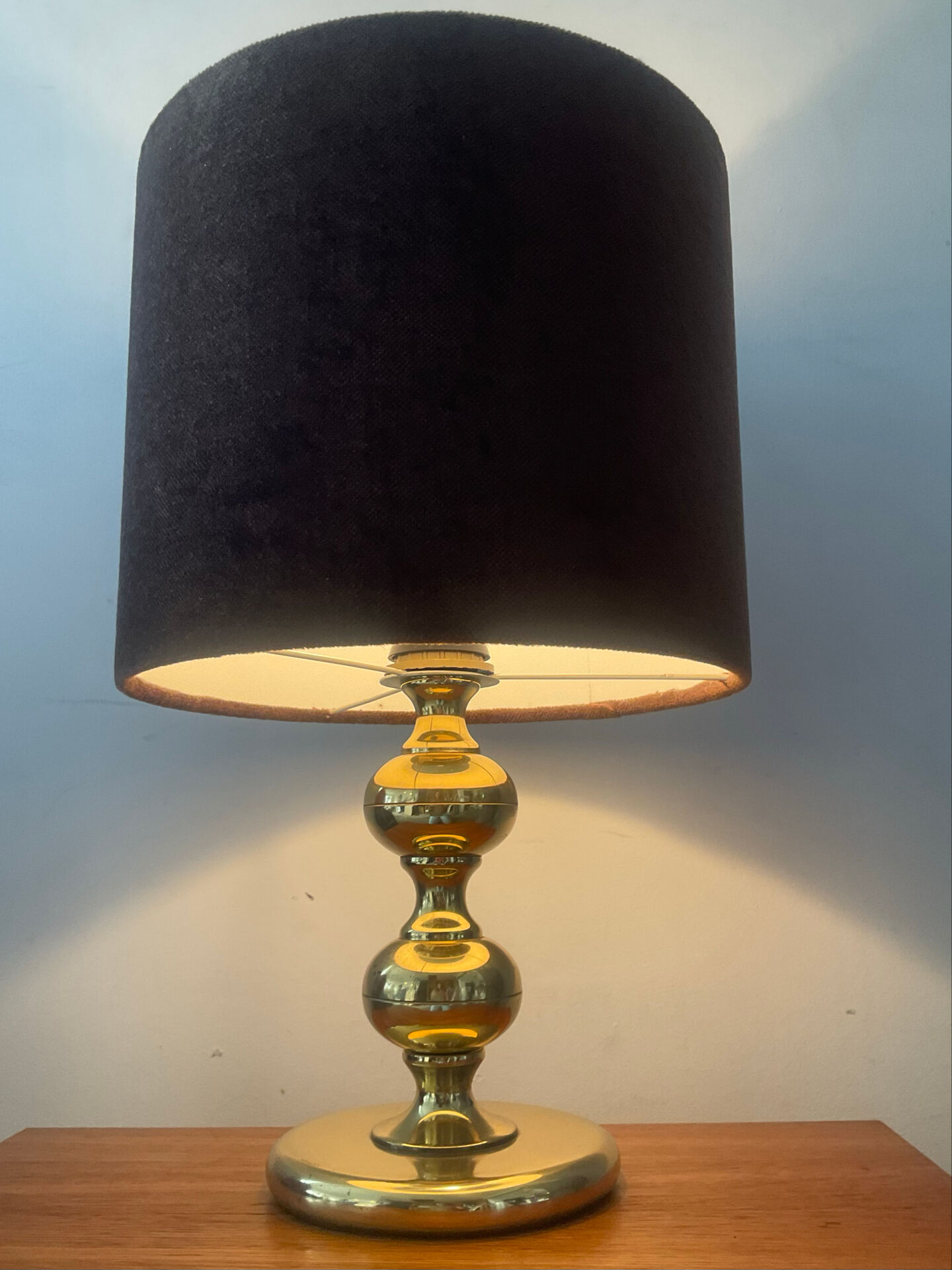 Brass lamp from the 60s-70s.
