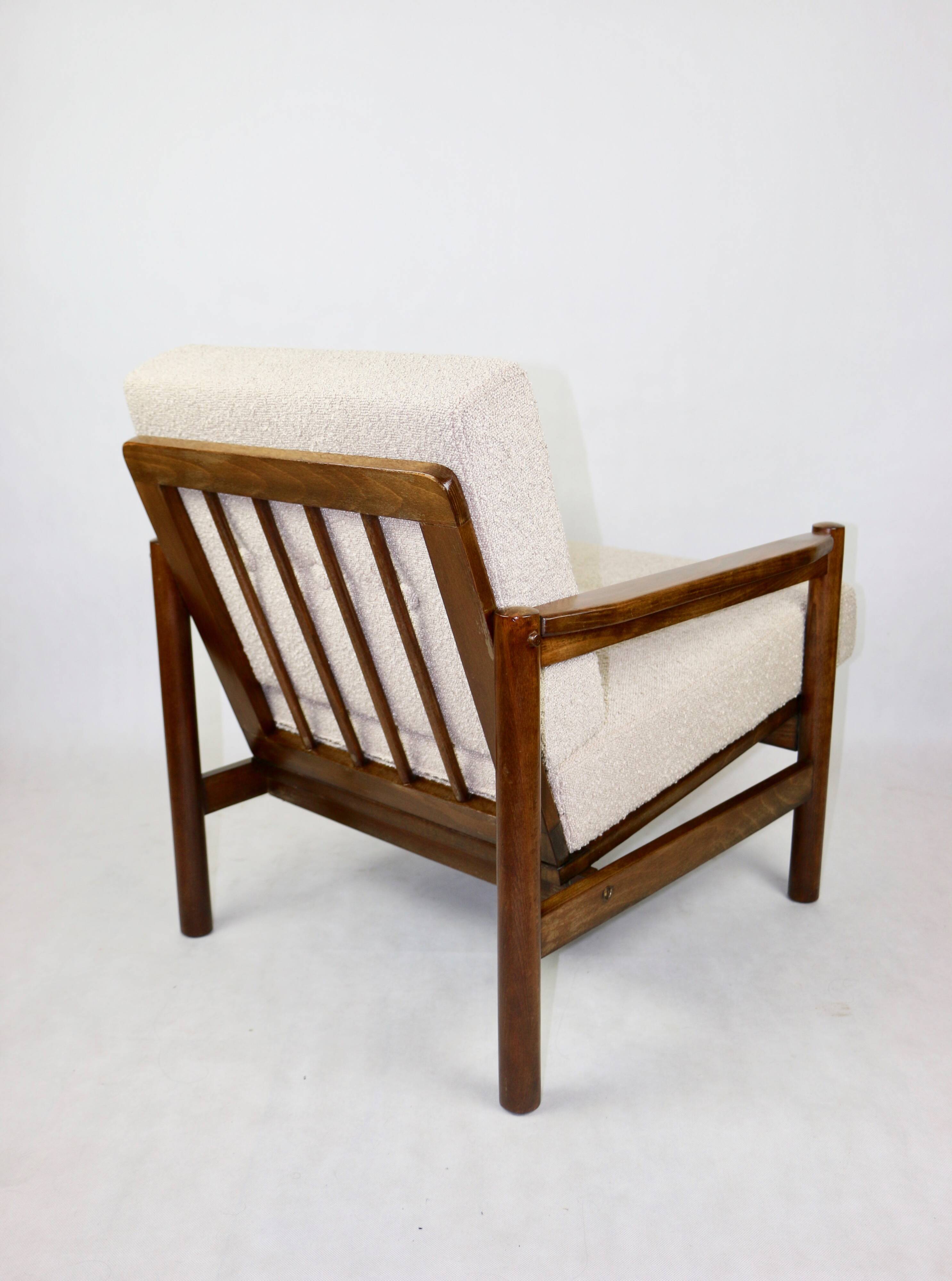 Vintage Armchair in Beige Boucle, 1970s
