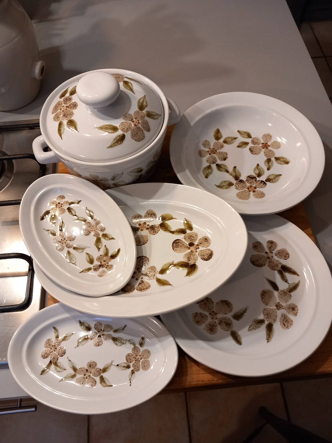 Saint Amand earthenware dishes and tureen set