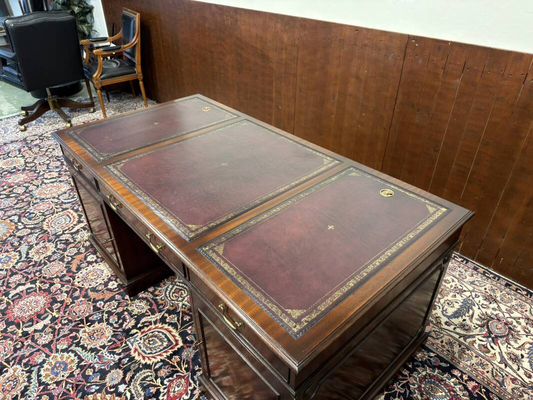 Classic English Chesterfield Desk
