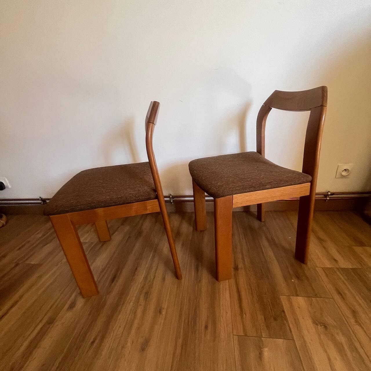 2 wooden chairs