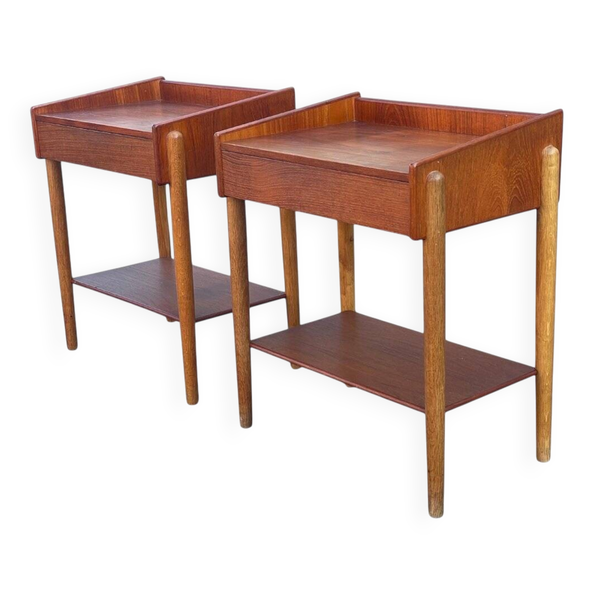 Set of 2 Danish teak and oak bedside tables attributed to Børge Mogensen, 1958