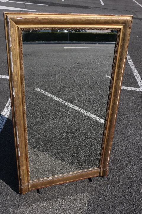 Rectangular gold mirror 161x94cm