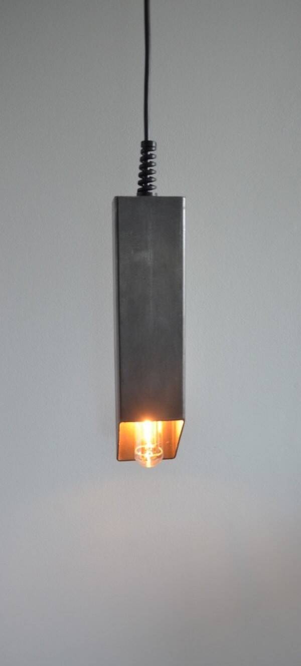 Industrial style pendant light