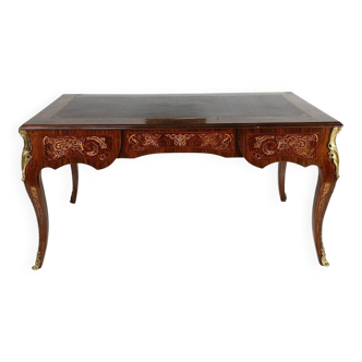 Bureau plat double face en acajou et palissandre de style Louis XV