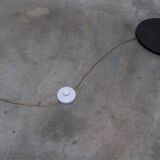 Lampadaire à 3 branches de 1960 laiton doré, fonte et opalines