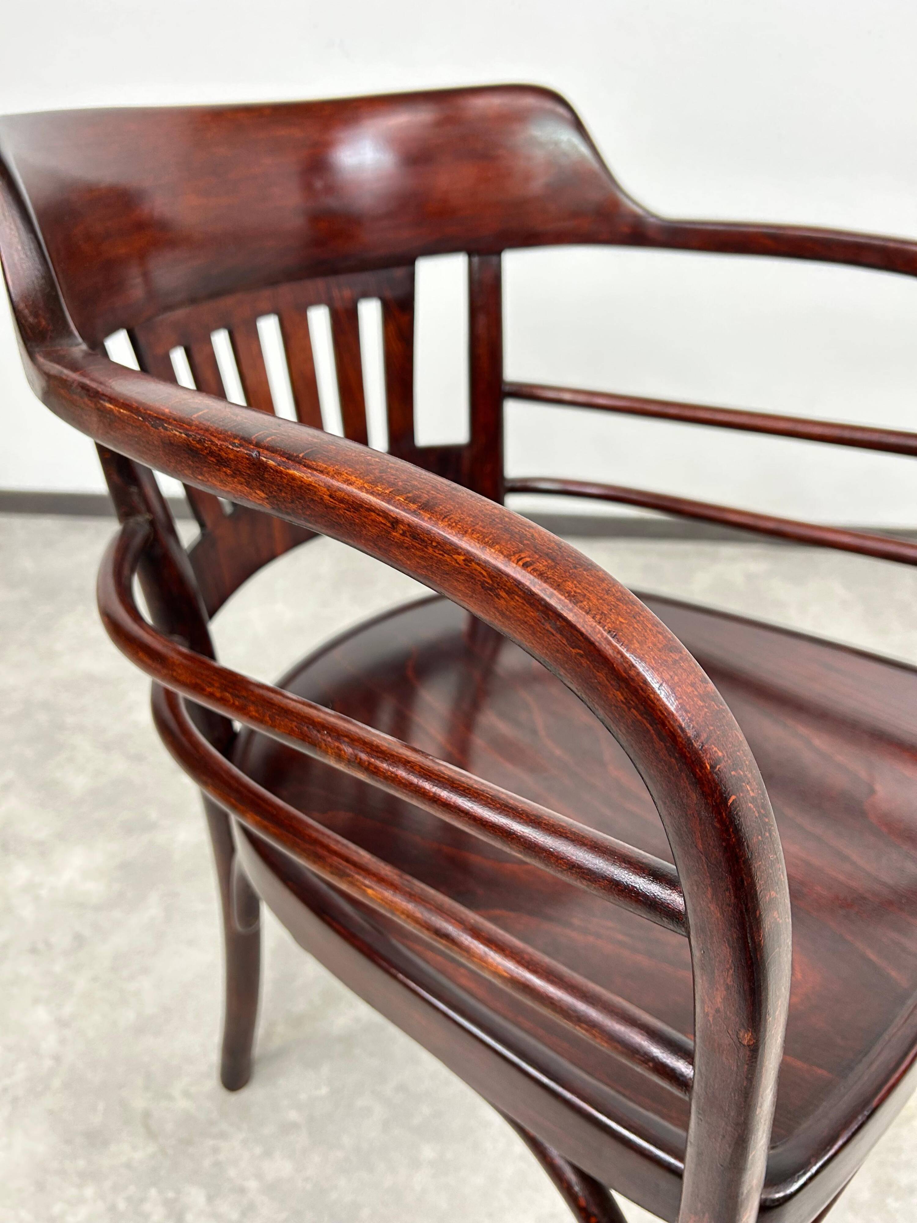 Office chair Secession no.6095 by Otto Wagner for Thonet