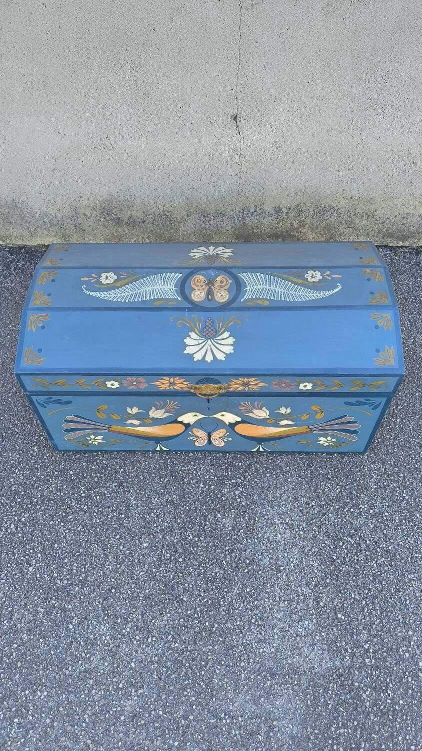 Swedish hand-painted chest 1900