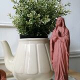 Statuette