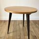Table basse tripode en bois et marqueterie bicolore design scandinave 1950