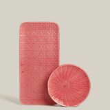 Set de 4 assiettes et 1 plat rose