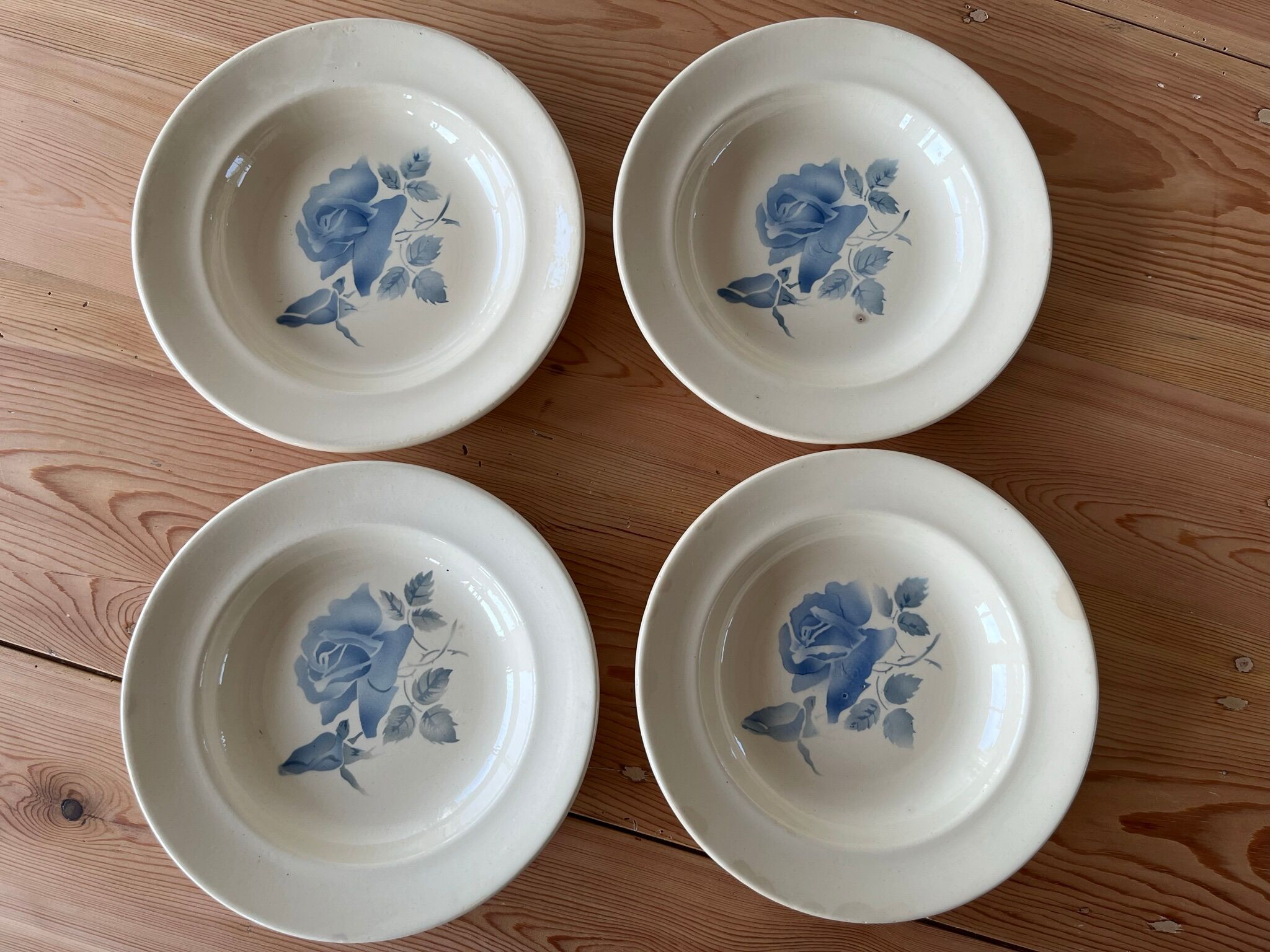 4 old hollow plates Digoin & Sarreguemines "pink pattern"