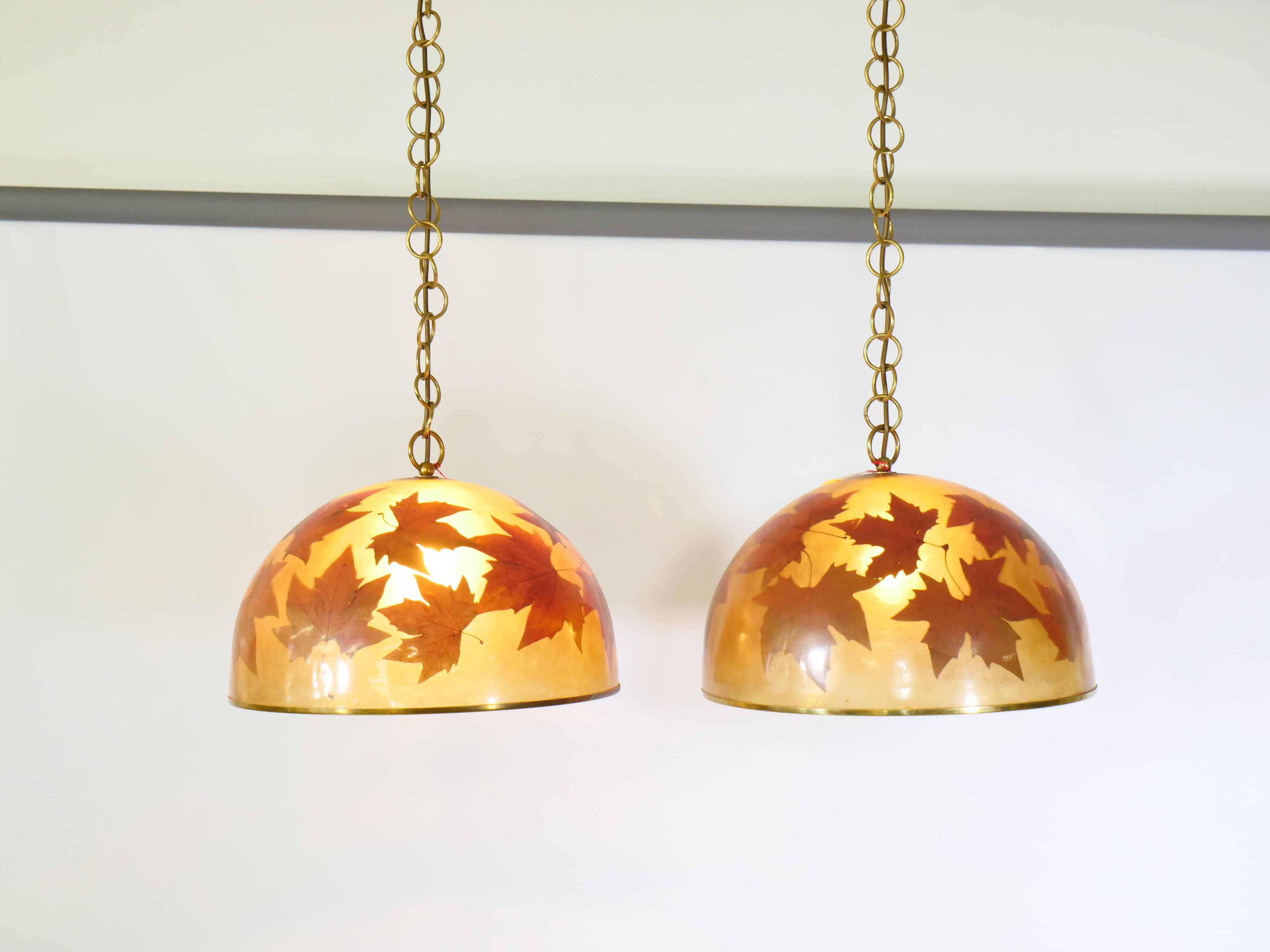 Italian design hanging lamps resin and leaves, 1970s 1980s