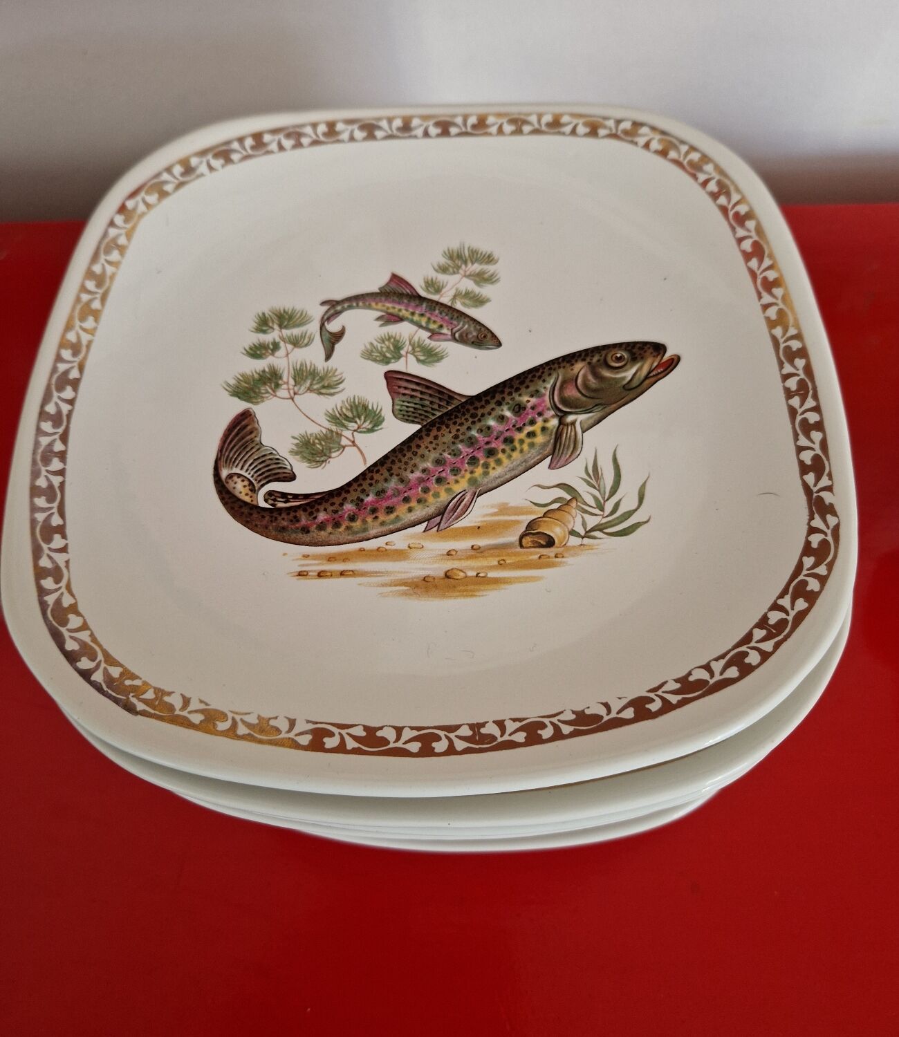 Longchamp fish plates