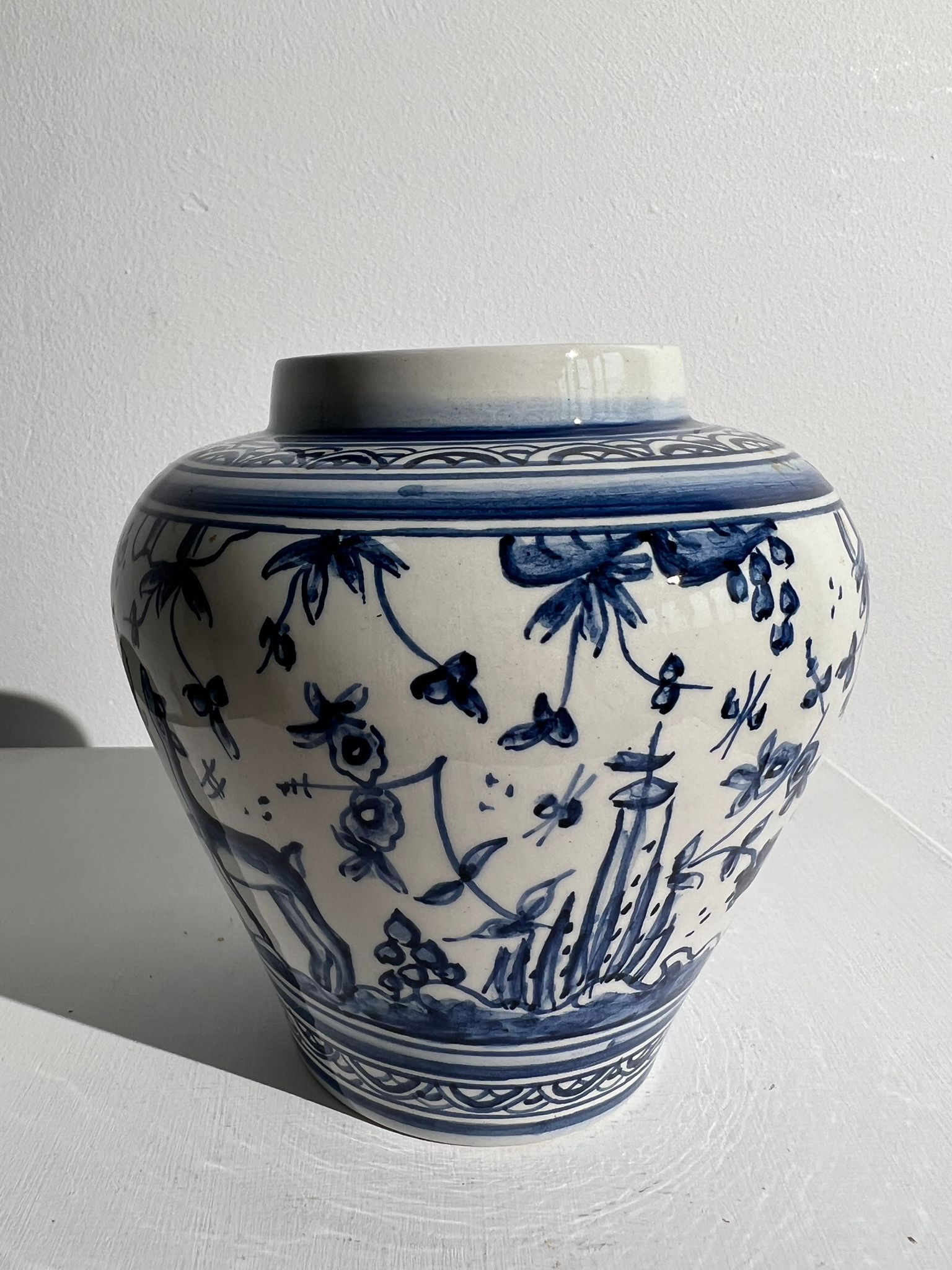 Blue and white Portuguese handmade vase with stylized pastoral pattern H:12,5cm