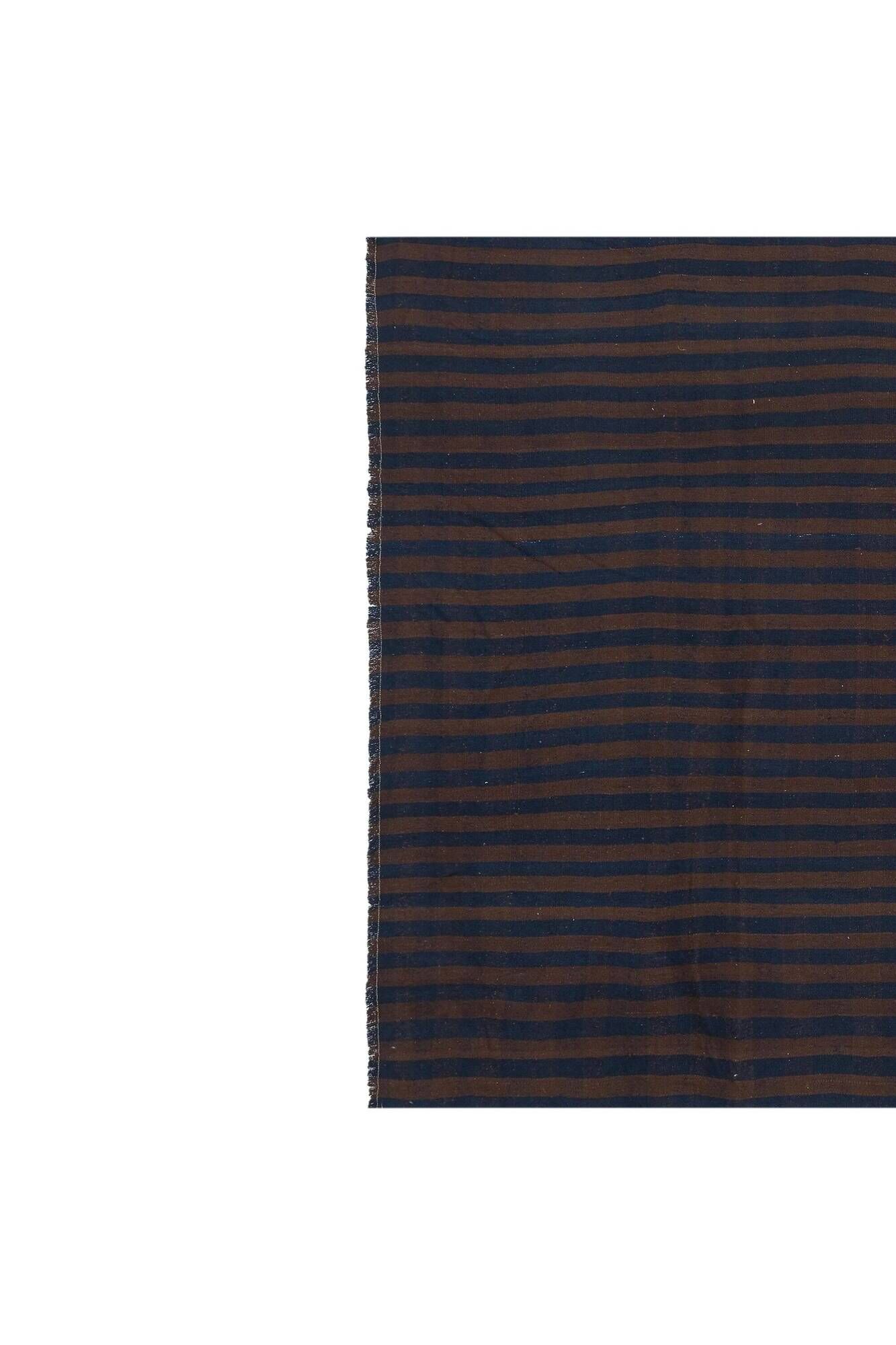 Vintage Turkish kilim, handwoven, 194x302 cm.