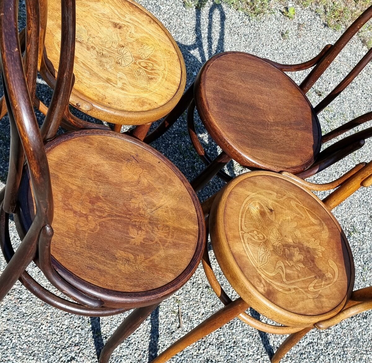 4 chairs bistrot n ° 14 and n ° 18 early twentieth