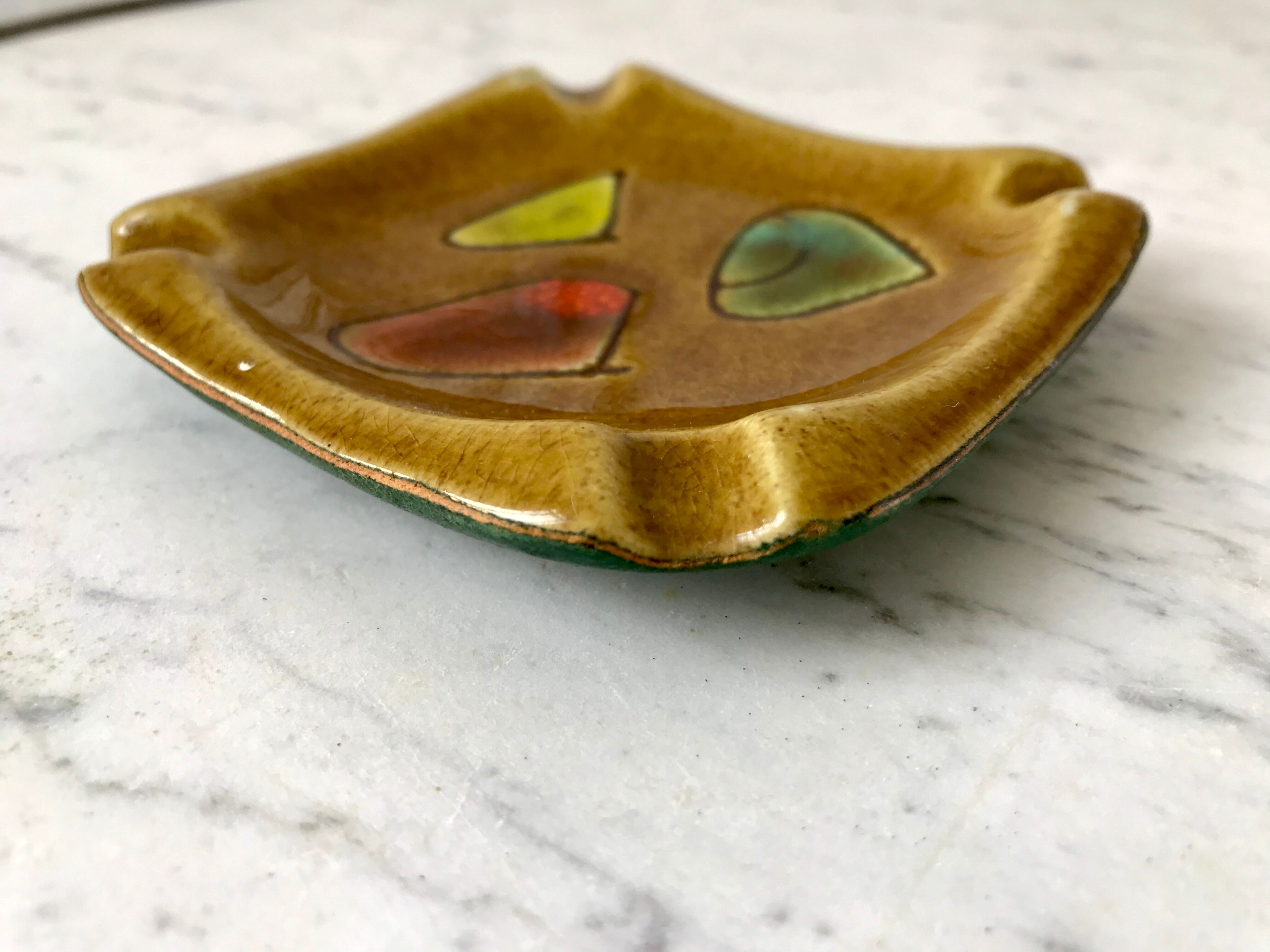 Ashtray abstract in ceramic and leather 50s-60s