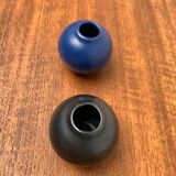 Small minimalist round vases from a mid-century pottery studio by Hildegard and Peter Delius for Hamelner Töpferei, 1960s, set of 2.