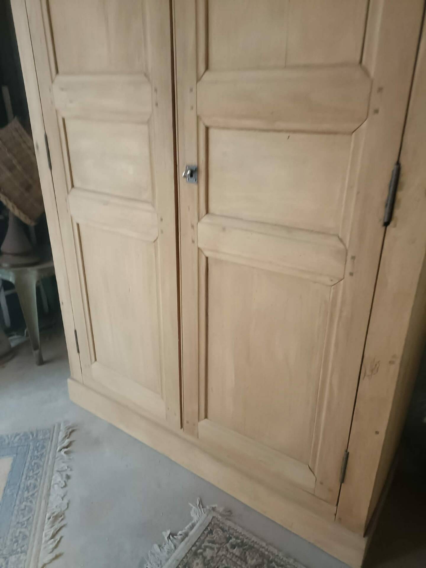 Armoire