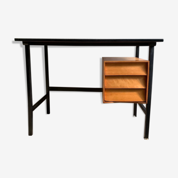 Bureau vintage moderniste