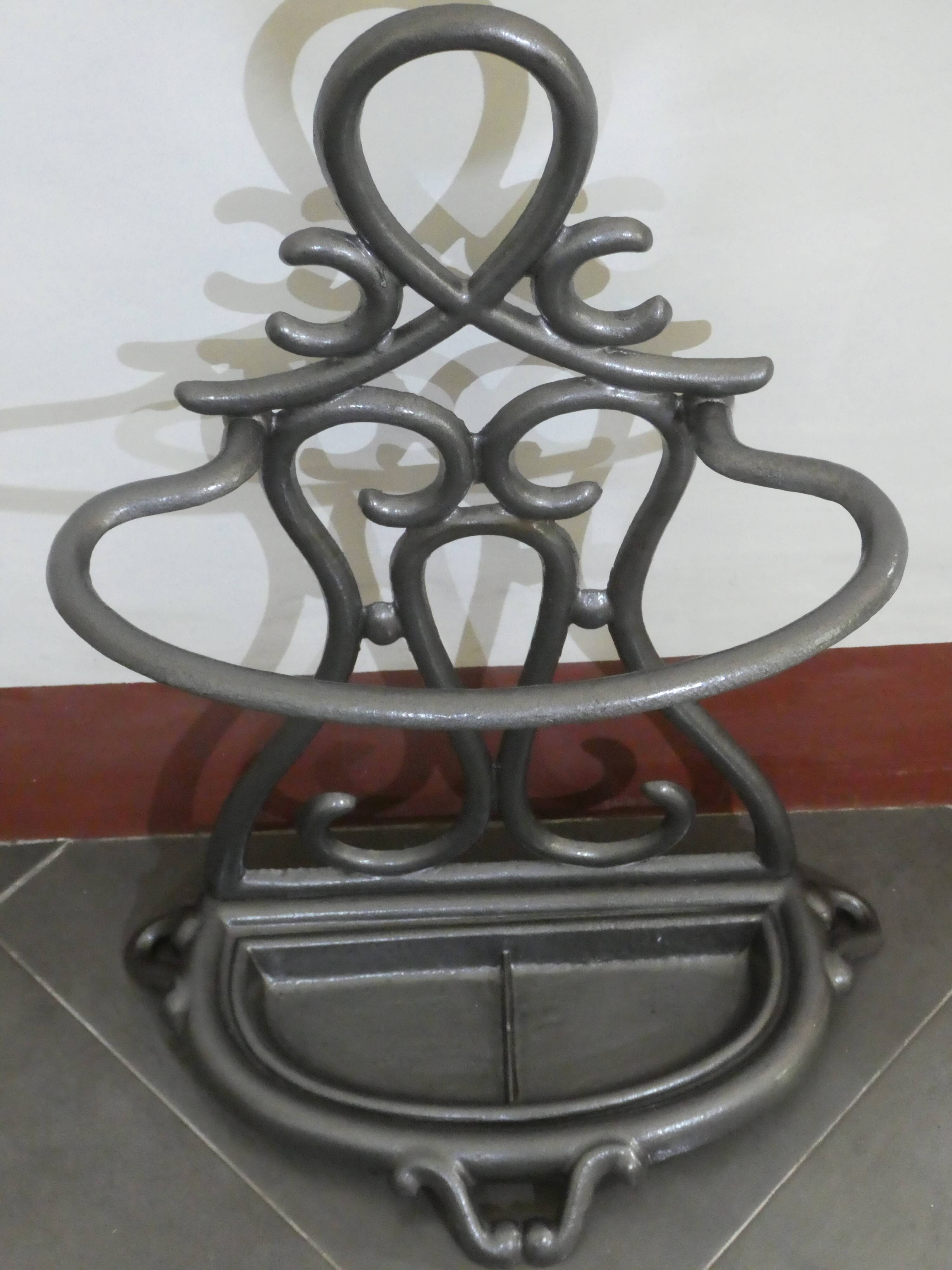 Art deco umbrella holder