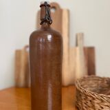 Bouteille en grès marron vintage