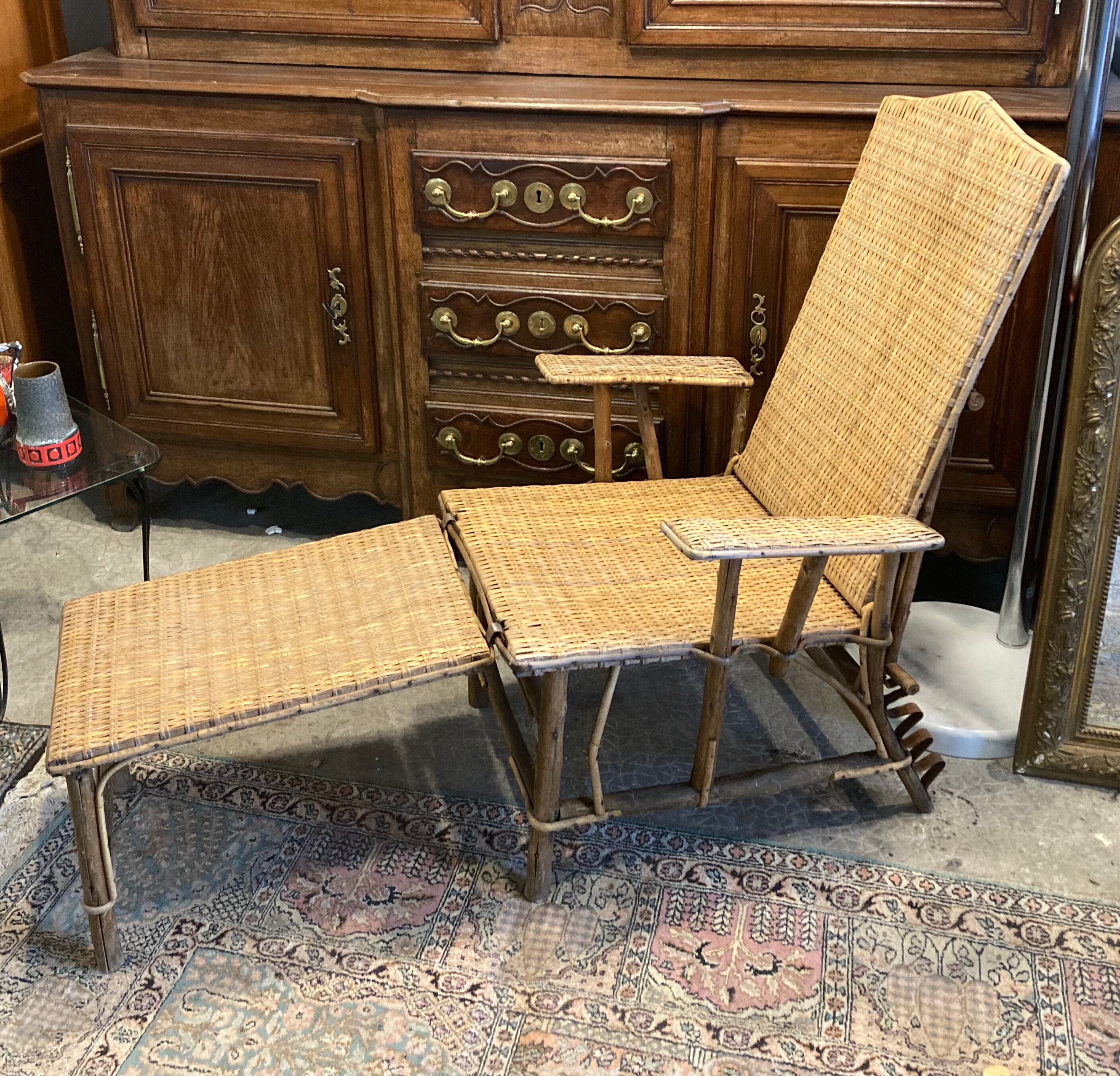 Rattan bamboo chaise longue 1920's