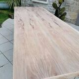 Table monastère