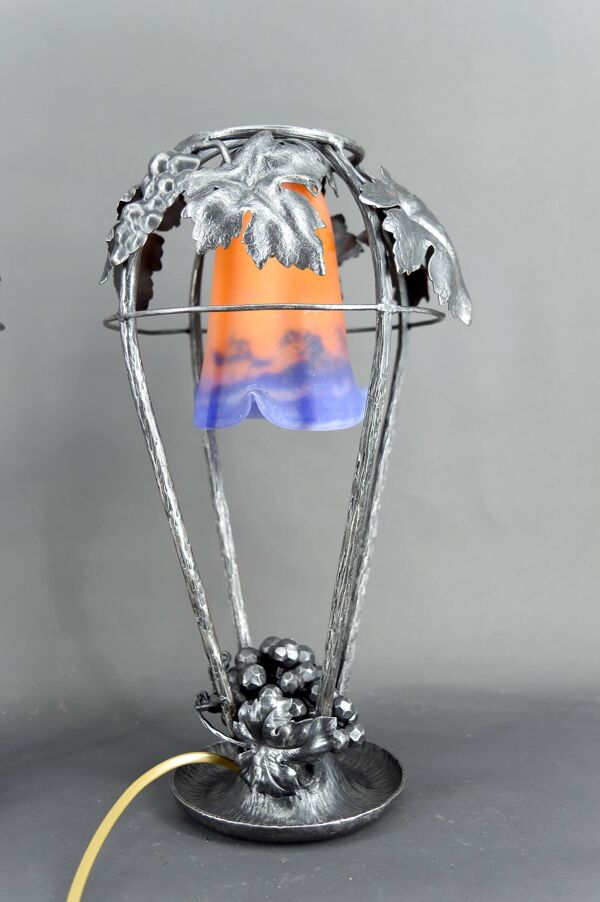 Paire de Lampes Fer Forgé, Thème de la Vigne, Müller Frères, Art Déco, 1925