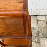 Scandinavian trundle table
